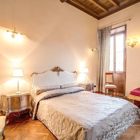 La Casa Del Capitano Hotel Rome Bagian luar foto