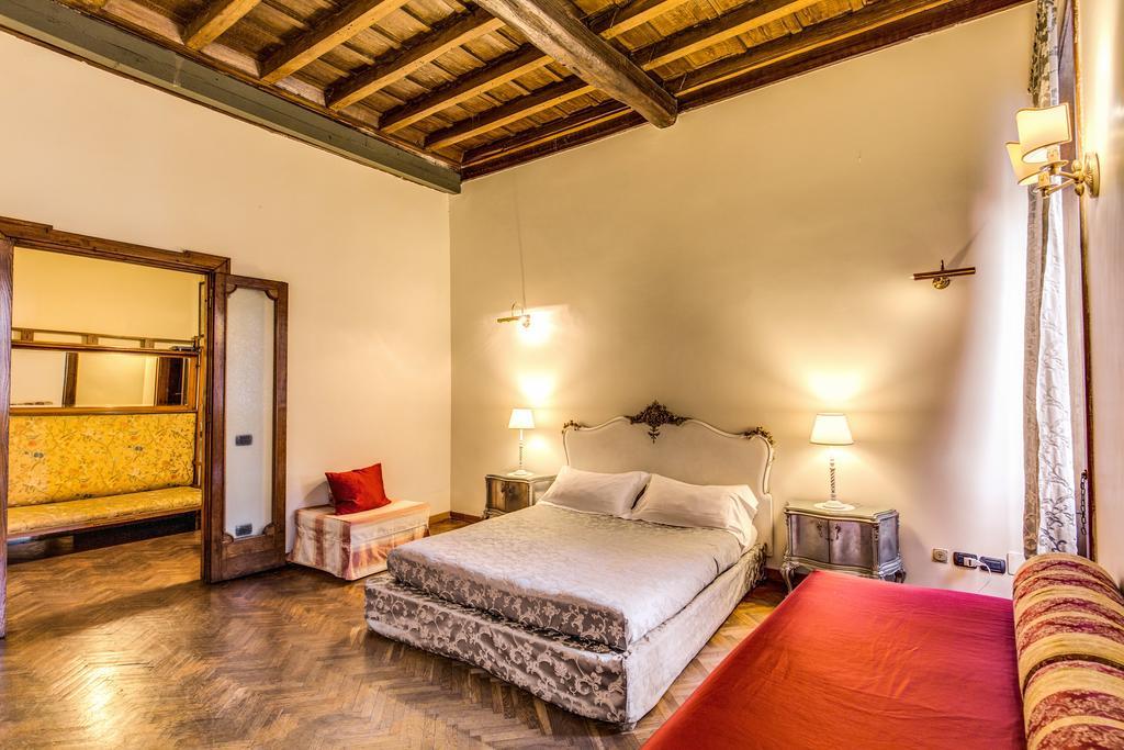 La Casa Del Capitano Hotel Rome Bagian luar foto