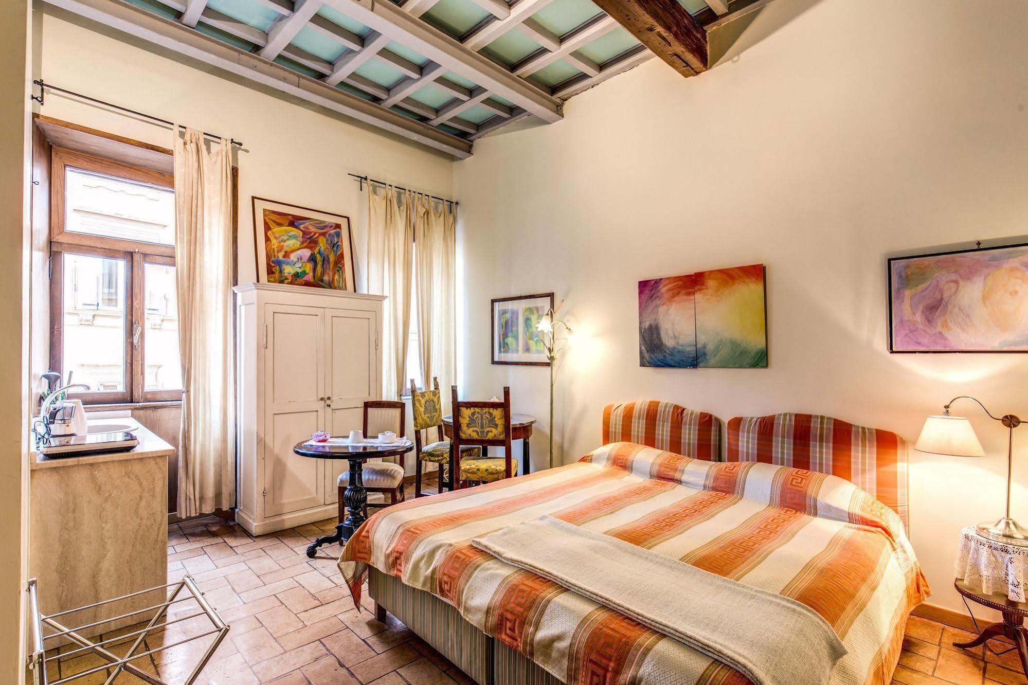 La Casa Del Capitano Hotel Rome Bagian luar foto